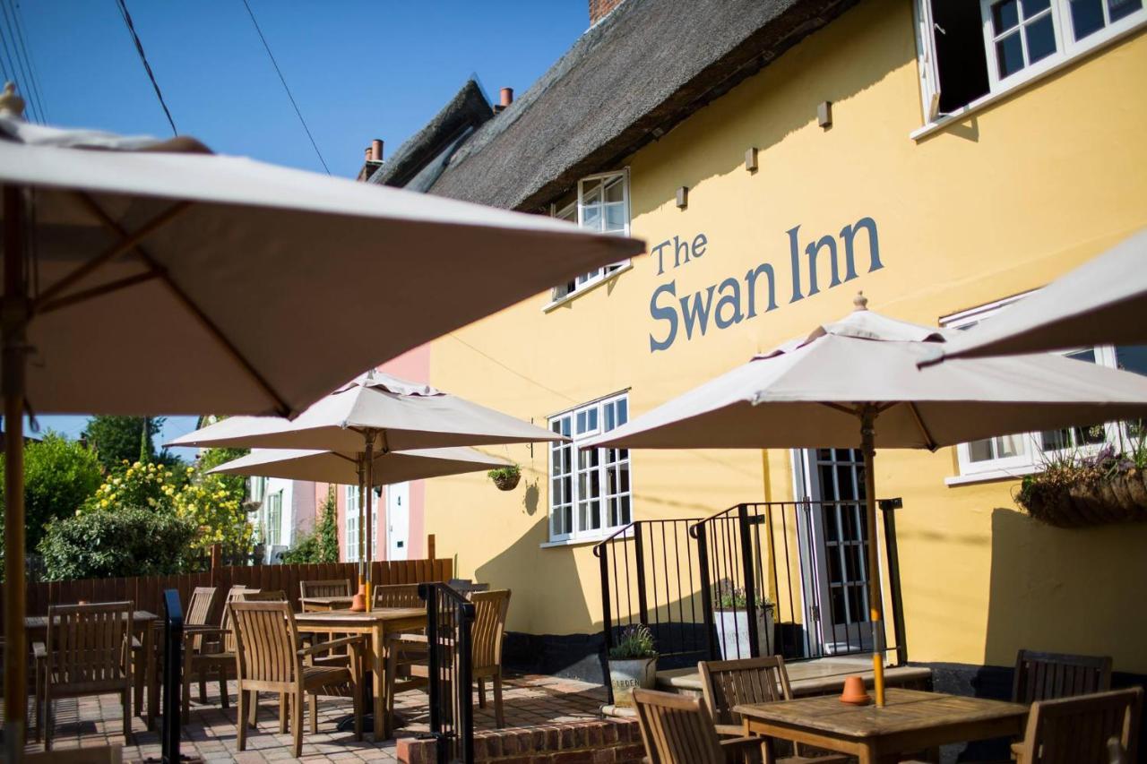 Monks Eleigh The Swan Inn מראה חיצוני תמונה